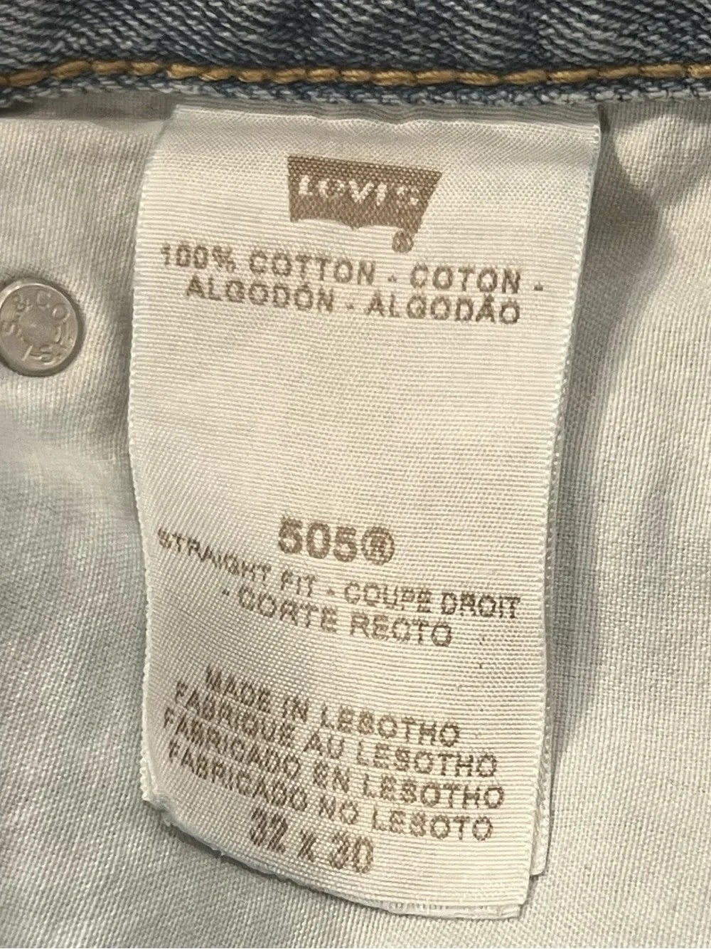 Levi's Men's Light Blue Denim Jeans with Tan Leather Patch